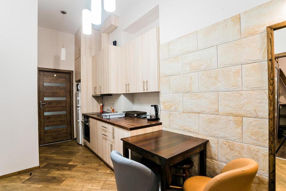 Cozy & Big Rooms In Old Town Krakow Luaran gambar